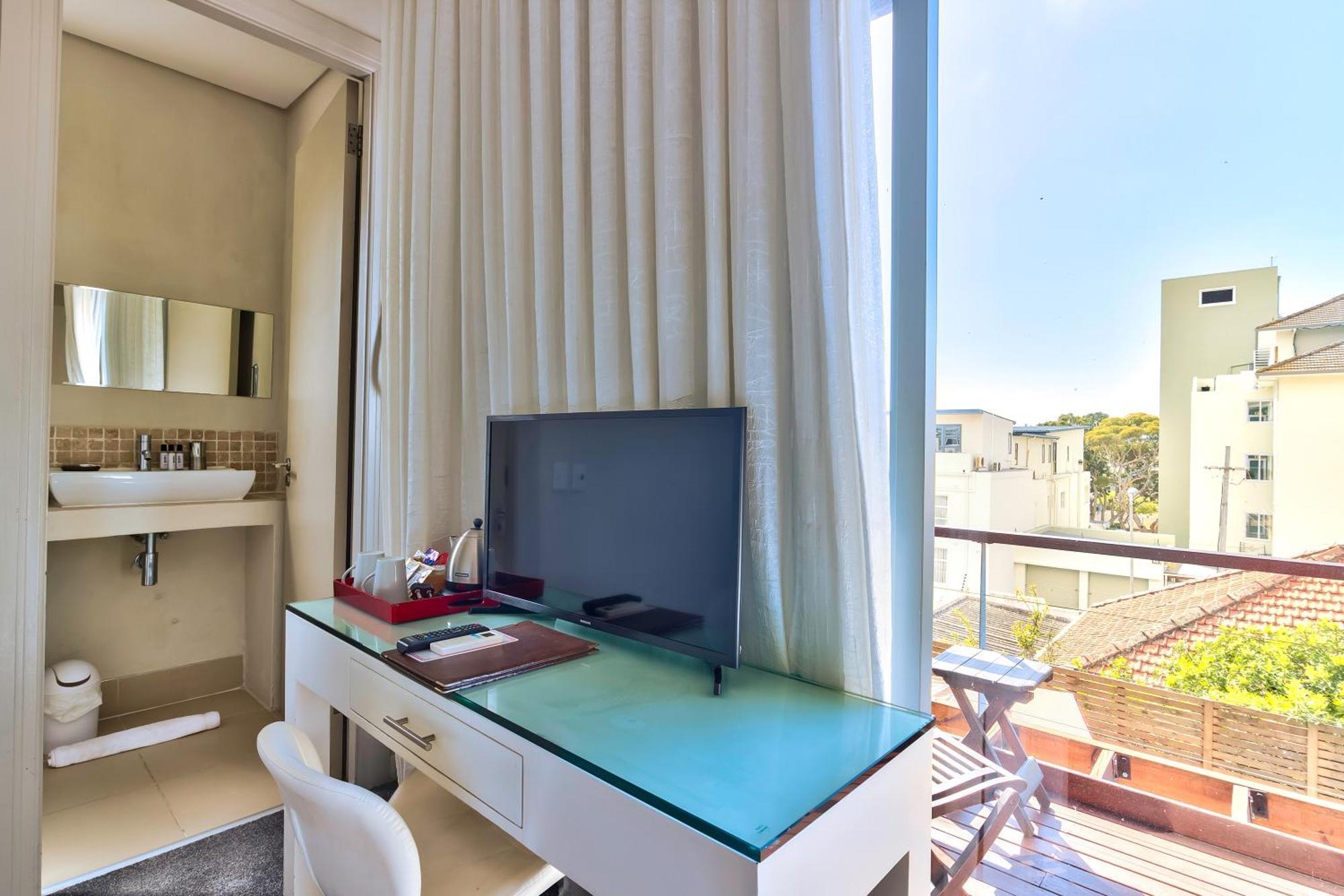 The One 8 Hotel In Green Point - Solar Power Kapsztad Zewnętrze zdjęcie